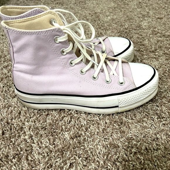 Lilac Converse - Picture 3 of 4